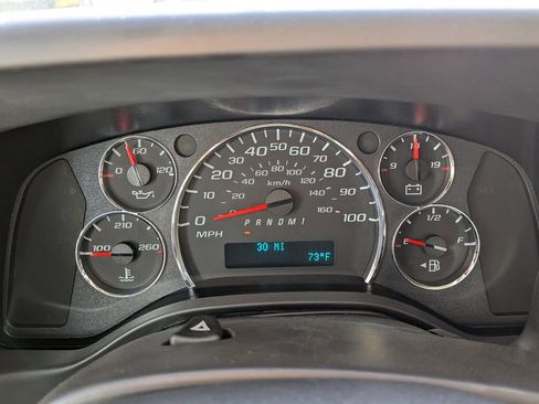 New 2025 Chevrolet Express 3500 w/ Power Convenience Package image 28