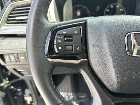 Used 2025 Honda Odyssey Elite image 19