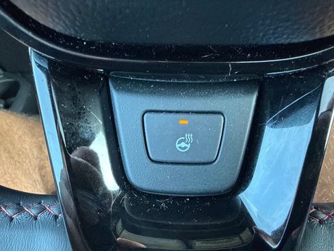 Used 2025 Honda Pilot Black Edition image 18