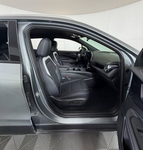 Used 2024 Chevrolet Blazer EV LT AWD/4WD image 5