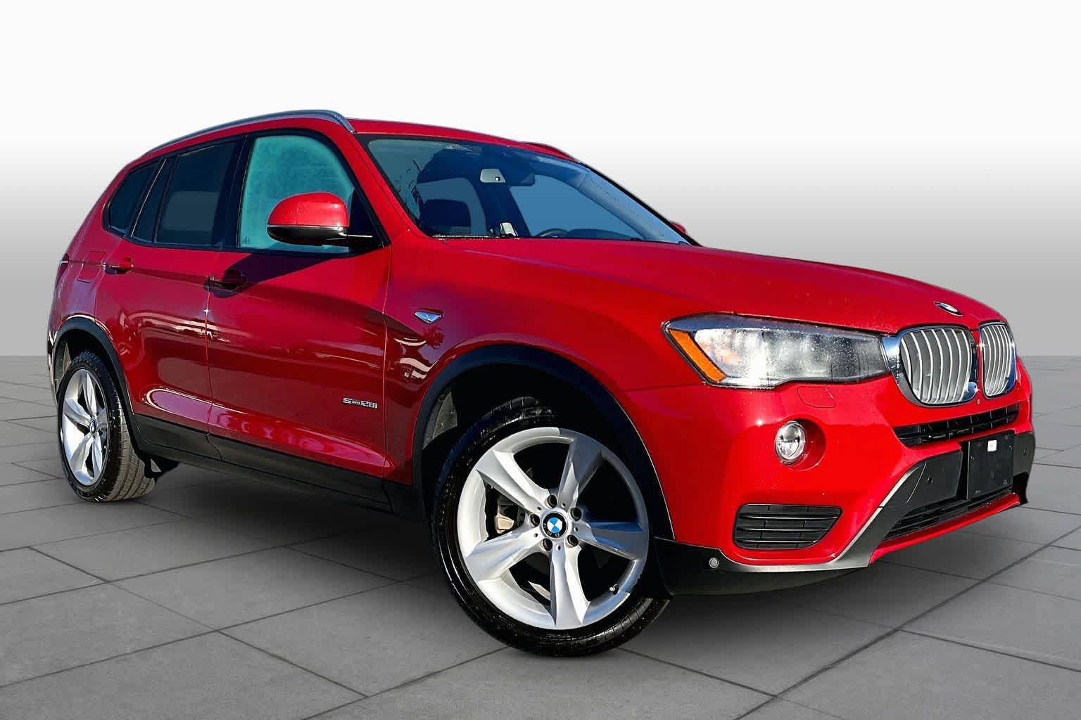 Used 2017 BMW X3 sDrive28i RWD image 2