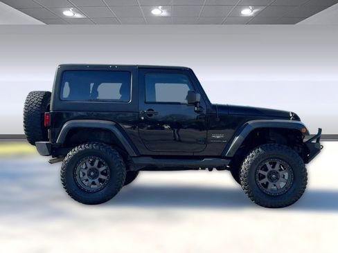 Used 2012 Jeep Wrangler Sahara image 8