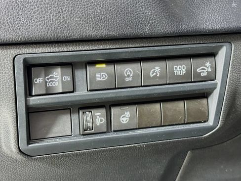 Used 2024 Toyota Tundra SR5 w/ SR5 Premium Package AWD/4WD image 18
