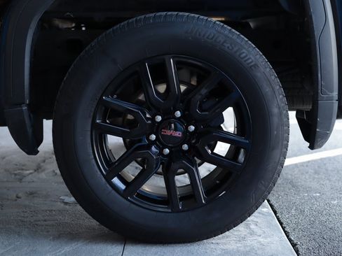 Used 2024 GMC Sierra 1500 Elevation image 35