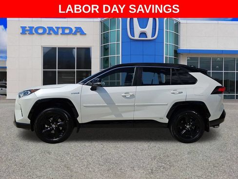 Used 2020 Toyota RAV4 XSE AWD/4WD image 6