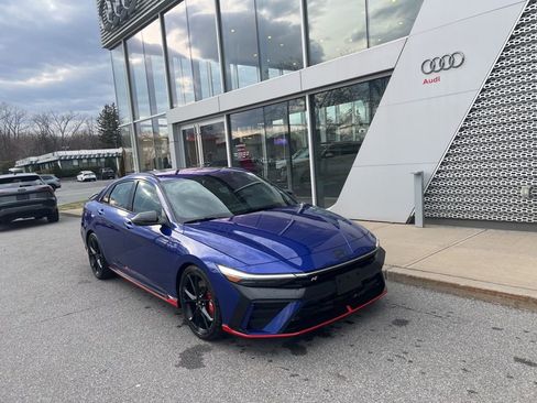 Used 2025 Hyundai Elantra N image 5