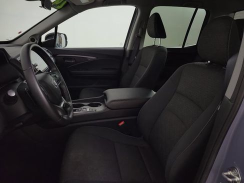 Used 2024 Honda Ridgeline Sport image 17