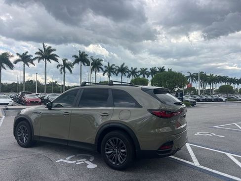 Used 2025 MAZDA CX-70 3.3 Turbo w/ Preferred Package AWD/4WD image 19