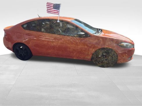 Used 2015 Dodge Dart SXT image 29