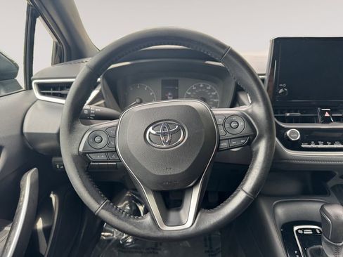 Used 2023 Toyota Corolla SE w/ Carpet Mat Package (TMS) FWD image 12