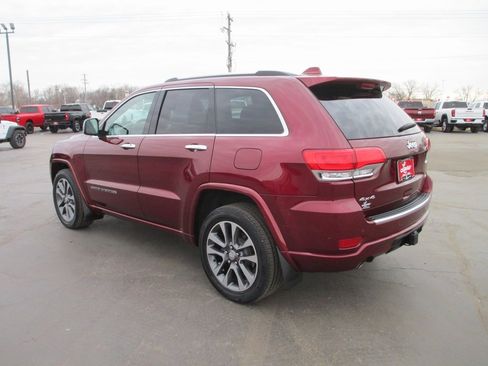 Used 2018 Jeep Grand Cherokee Overland image 7