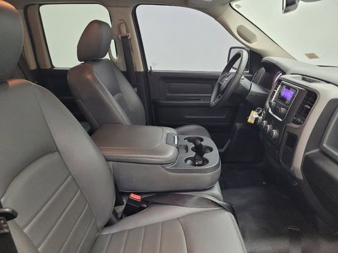 Used 2019 RAM 1500 Tradesman RWD image 21