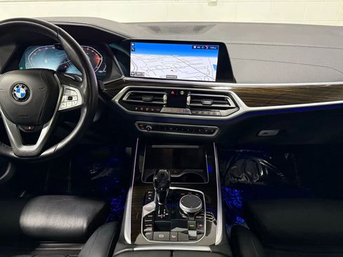 Used 2021 BMW X7 xDrive40i w/ Premium Package image 23