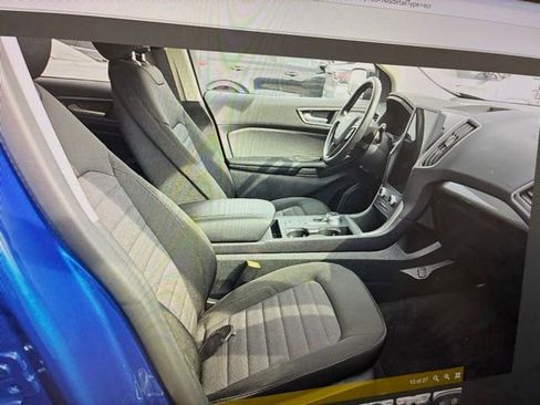 Used 2024 Ford Edge SE w/ Black Appearance Package image 5