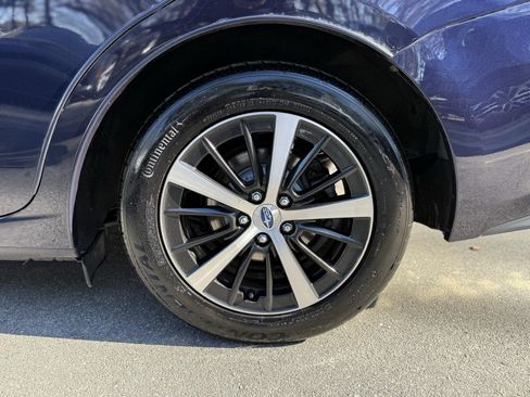 Used 2019 Subaru Impreza 2.0i Premium image 15