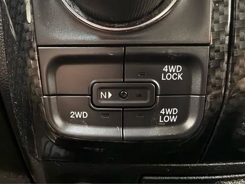 Used 2017 RAM 1500 Express w/ Express Value Package AWD/4WD image 22