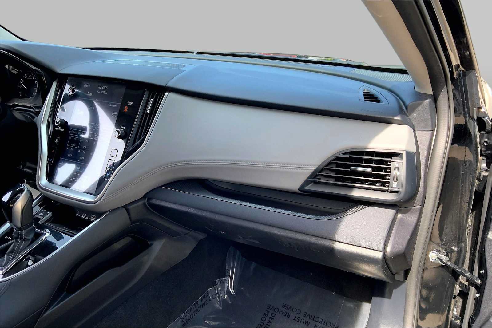 Certified 2024 Subaru Outback Premium AWD/4WD image 18