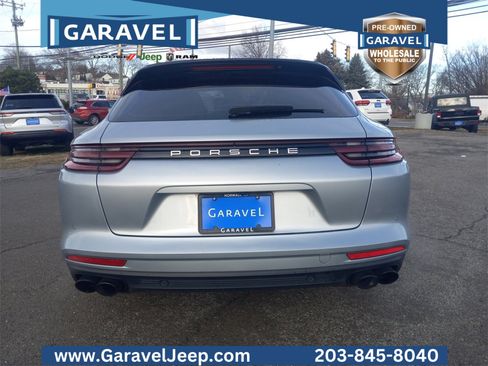 Used 2018 Porsche Panamera 4 image 6
