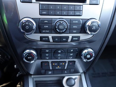 Used 2011 Ford Fusion SEL w/ 302A Rapid Spec Order Code FWD image 24