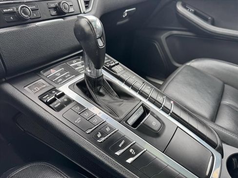 Used 2016 Porsche Macan S AWD/4WD image 22