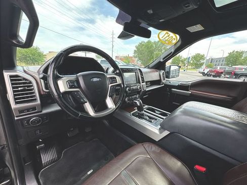 Used 2017 Ford F150 Platinum w/ Equipment Group 701A Luxury AWD/4WD image 10