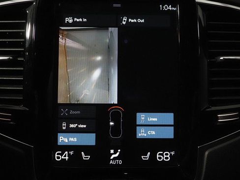 Used 2022 Volvo XC90 T8 R-Design w/ Advanced Package image 29