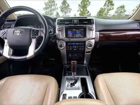 Used 2015 Toyota 4Runner Limited image 14