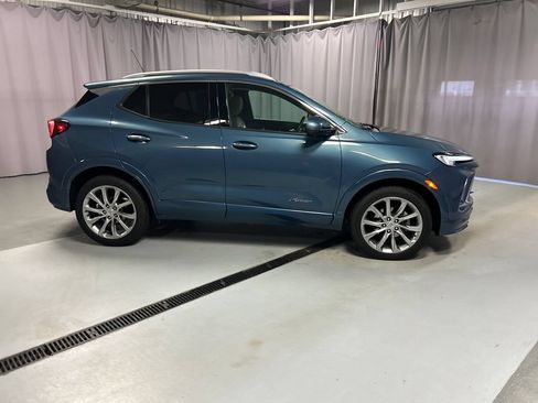 Used 2024 Buick Encore GX Avenir w/ Avenir Technology Package AWD/4WD image 8