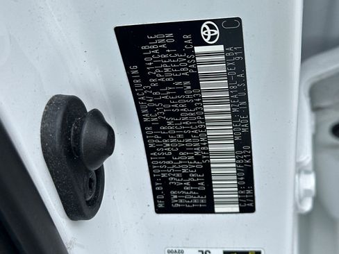 Used 2023 Toyota Corolla LE FWD image 23