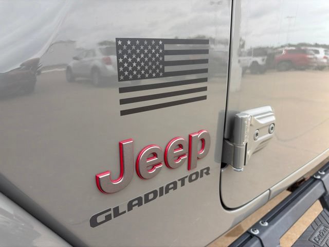Used 2020 Jeep Gladiator Rubicon w/ Dual Top Group AWD/4WD image 53