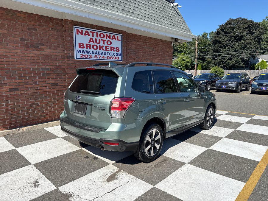 Used 2018 Subaru Forester 2.5i Premium w/ All-Weather Package AWD/4WD image 3