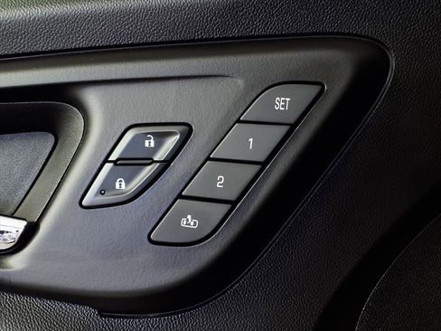 Used 2023 Chevrolet Malibu LT image 9