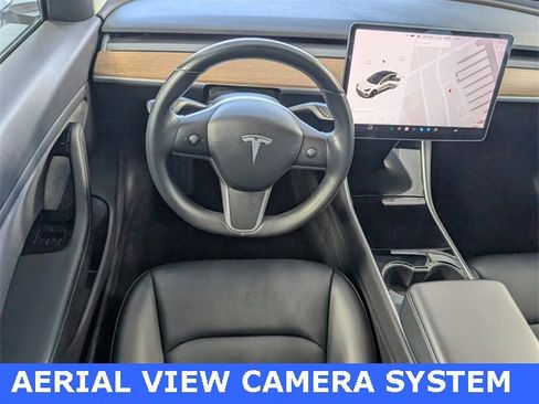 Used 2019 Tesla Model 3 Standard Range image 8
