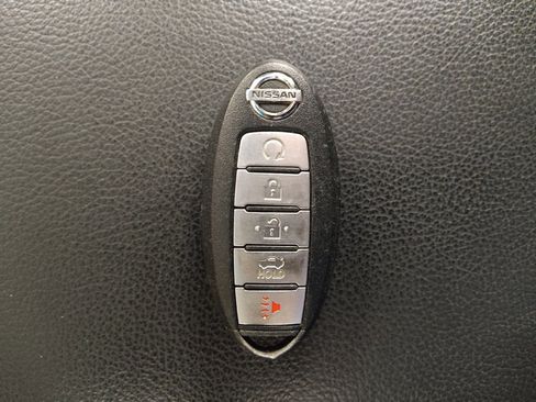 Used 2017 Nissan Altima 2.5 SV w/ Convenience Package image 32