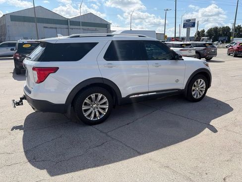 Used 2022 Ford Explorer King Ranch w/ Class IV Trailer Tow Package AWD/4WD image 3