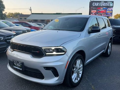 Used 2025 Dodge Durango GT AWD/4WD image 2