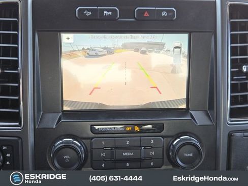 Used 2018 Ford F150 XLT w/ Equipment Group 302A Luxury AWD/4WD image 19