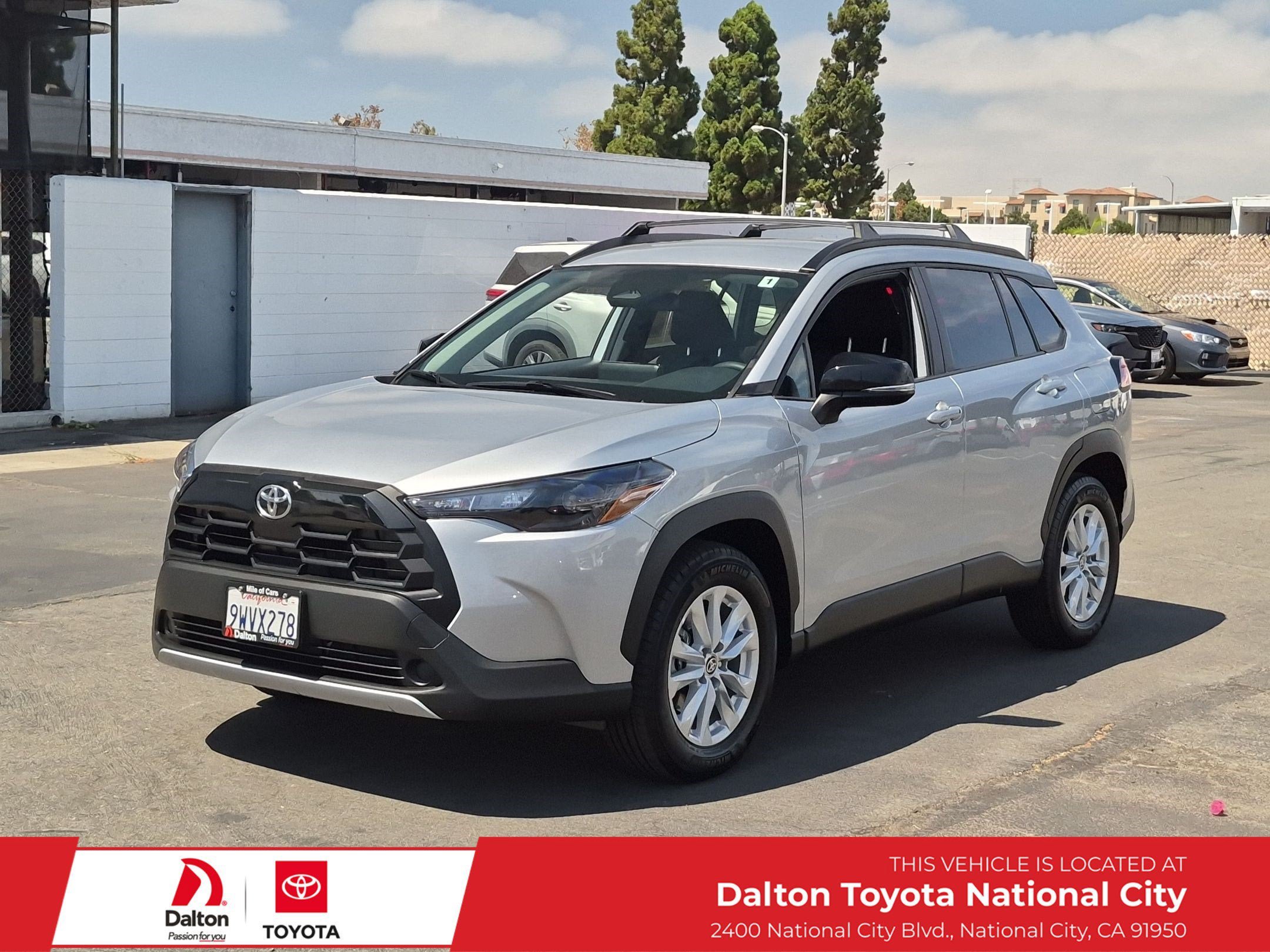 Used 2026 Toyota Corolla Cross LE FWD image 1