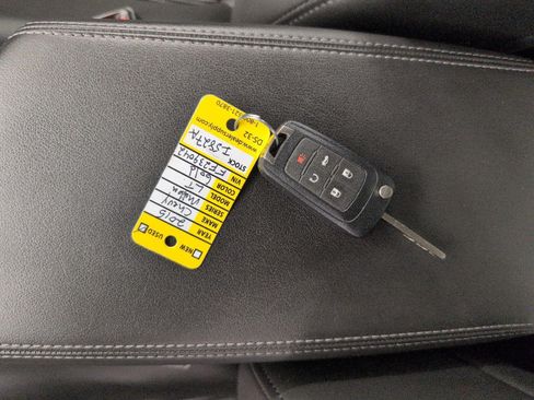 Used 2015 Chevrolet Malibu LT w/ Power Convenience Package FWD image 25