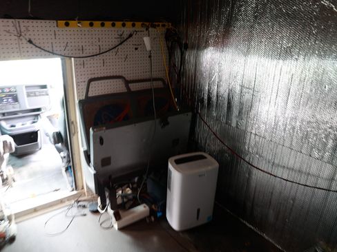 Used 2004 Chevrolet Express 3500 image 21