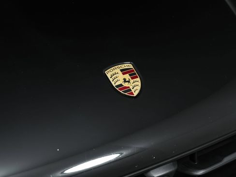 Used 2024 Porsche Macan GTS image 11