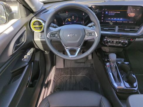 New 2026 Chevrolet Trax ACTIV w/ Sunroof Package image 16