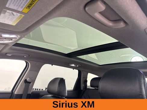 Used 2019 Hyundai Santa Fe AWD image 12