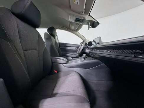 Used 2023 Honda Accord LX image 28