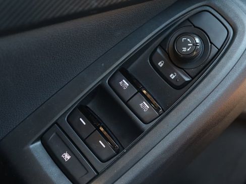 Certified 2024 Subaru Crosstrek 2.0i Premium AWD/4WD image 17
