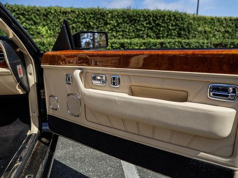 Used 2000 Rolls-Royce Corniche RWD image 25