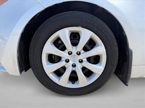 Used 2024 Toyota Corolla LE FWD image 26