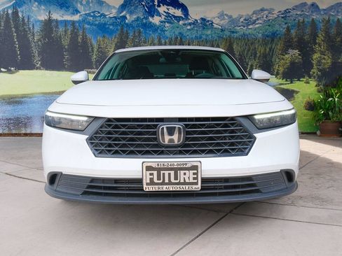Used 2025 Honda Accord LX image 2