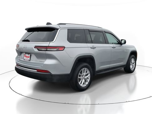 Used 2021 Jeep Grand Cherokee L Laredo w/ Luxury Tech Group I image 4