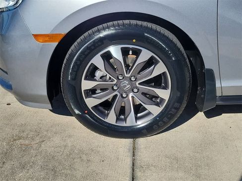 Used 2024 Honda Odyssey EX-L image 5